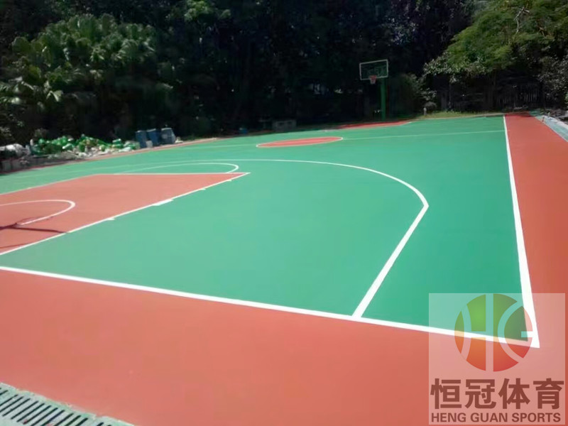 epdm地面廠家：EPDM橡膠塑膠地板特點(diǎn)